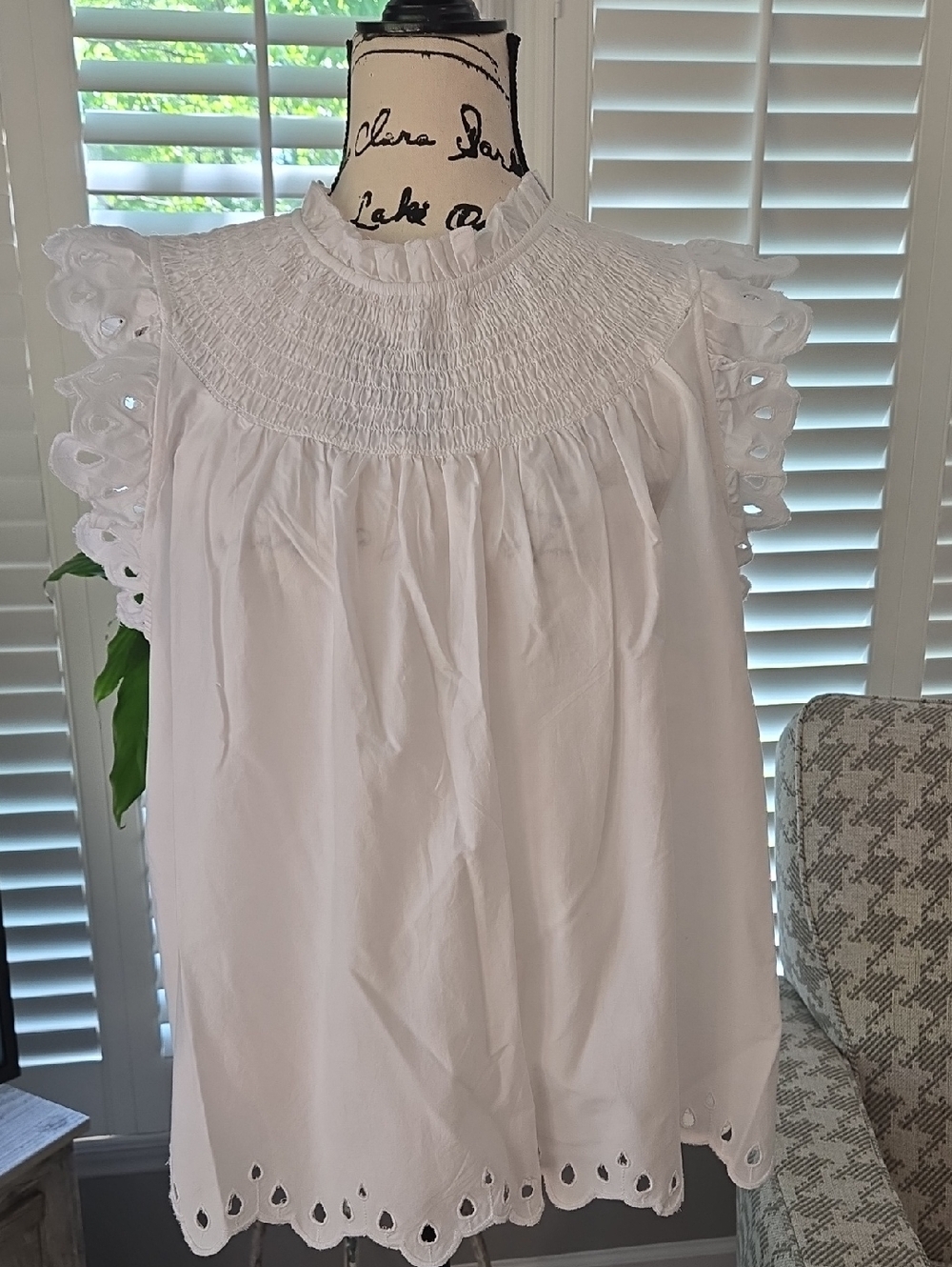 crown & ivy White Smocked Eyelet Sleeve Blouse